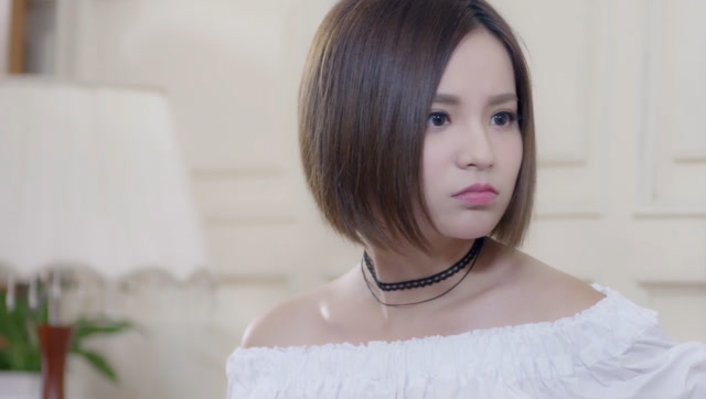 《繁星四月》第十四集03:闵四月录制节目意外露出疤痕,叶繁星傻眼了