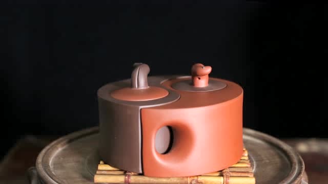 紫砂阴阳太极壶