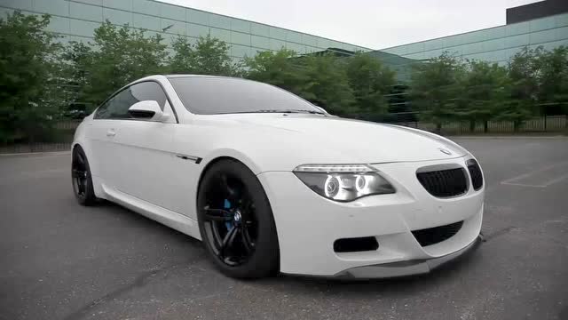 宝马m6 v10 主驾驶视角