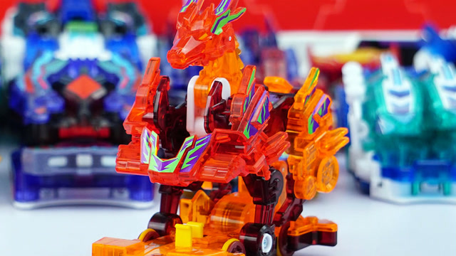 爆裂飞车2之强袭系列轰天火麟,更有专属晶片套装!