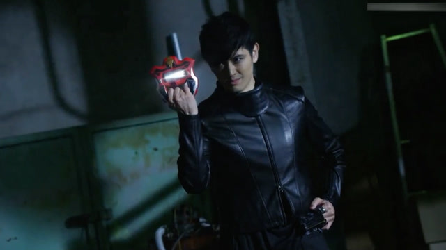 捷德奥特曼之伏井出k经典变身合集