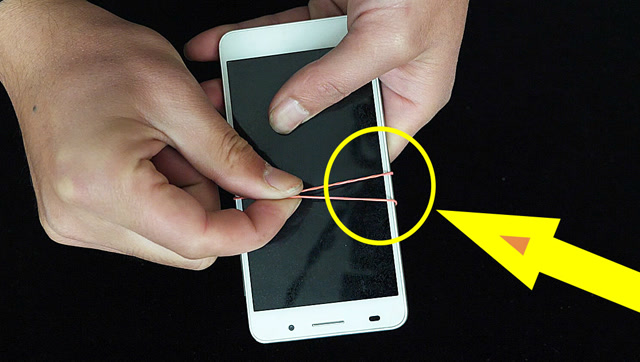 皮筋穿手机的小魔术原来是这么的简单一分钟学会