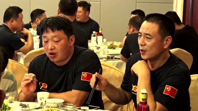 8342部队尉氏籍战友退伍20周年"团聚"视频