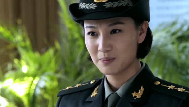 《麻辣女兵》汤小米把生命看得比任务重要,凌云看到她团队领袖潜力