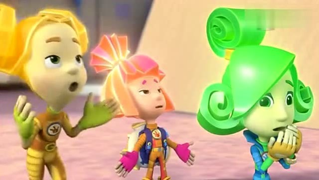 螺丝钉:绿仙子的万能包里都是女孩子爱美的饰品,小西羡慕妒忌恨!