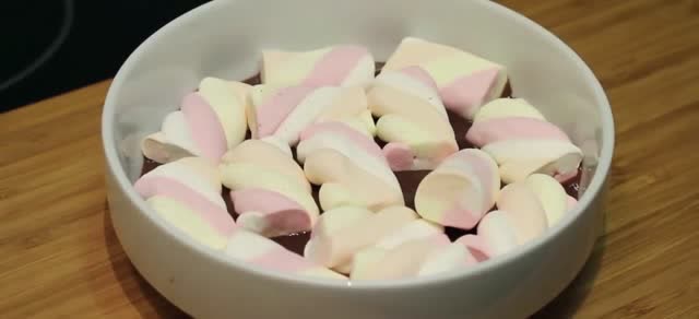 棉花糖放微波炉里后的味道是什么感觉快做起来尝试下