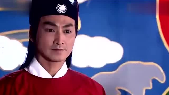 八月飞雪,深夜古宅大门无端自开,兔子变人向包青天告冤!