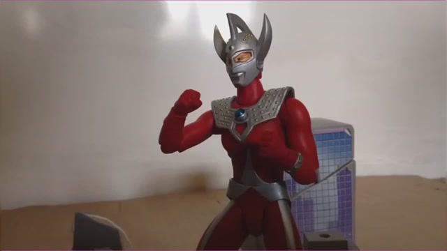 《泰罗奥特曼》自拍创意战斗特效动画!奥特王冠的力量