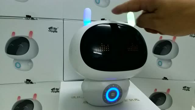 波比智能机器人之综合示范