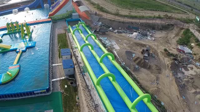 假日绿岛水上乐园鸟瞰视频