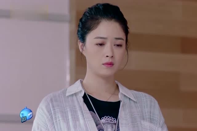 盲约:楚琳把夏天叫到办公室,逼她去约会!