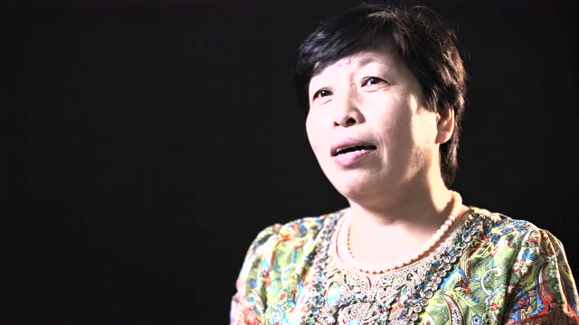 苏州核雕金云玲