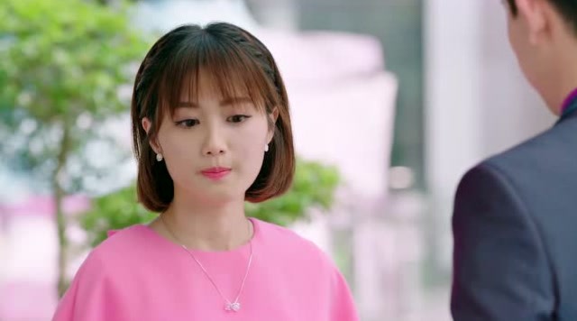 云恺说了果果的名字,许晓琴听到脸色都变了