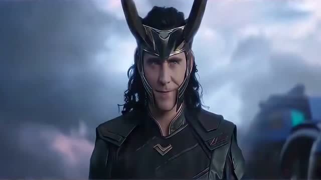 索尔觉醒雷霆爆发,雷电轰炸海拉毫发无损