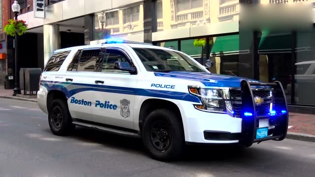 美国街头的雪佛兰警车,安装了超大的保险杠