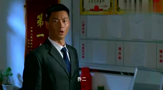 雪域雄鹰:乔二收起了嬉皮笑脸,深夜来给即将转业的连长送行
