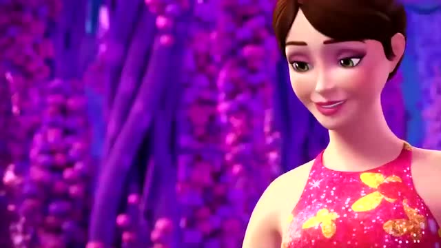 芭比与神秘之门:爱丽西亚行礼多么的优雅,一看就是个公主!