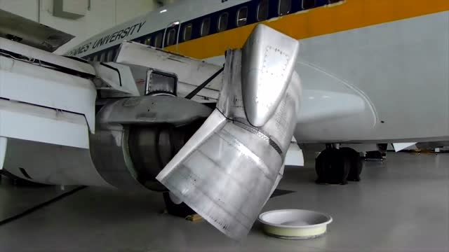 飞机发动机反推装置还有排水的功能,头一次见吧!