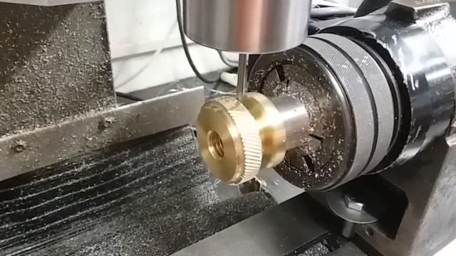 四轴滚花加工技术,这工艺一般人还搞不定!