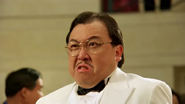 千王之王:玉面飞龙输光五亿,气急败坏撕破脸皮,居然使出螳螂拳!