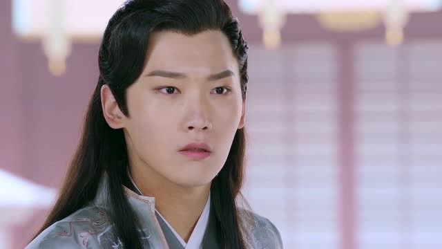 双世宠妃:梁洁打算面见大王爷并且痛斥他,结果尴尬的遇到八王爷