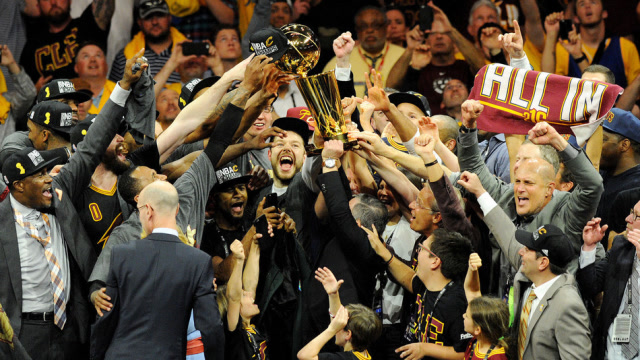 16年总决骑士夺冠 到底创造了多少nba纪录?