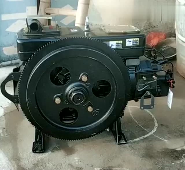 见过时风三轮车,时风柴油机还是头一次见,这回长见识了!