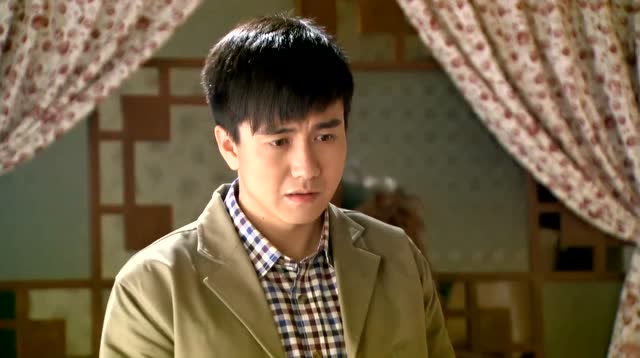 剧场:王帆扬爱的是舞台上光鲜亮丽的郁珠而不是在家织毛衣的珠珠