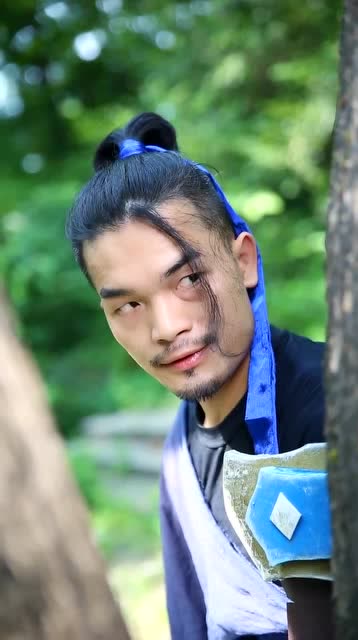 真人版程咬金和宫本武藏网友这个程咬金略有潦草