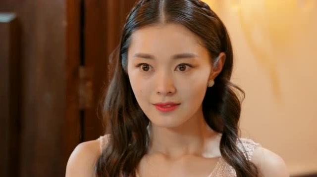 绿茶妹来刺杀黑社会大哥,美人计都使出了,不料大哥却是个变态?