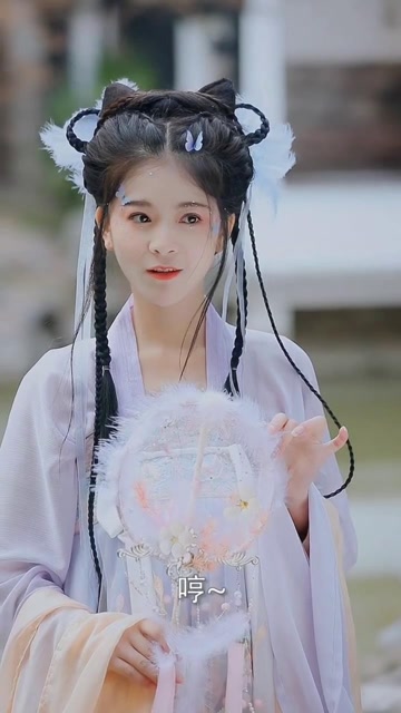 御儿小姐姐的古装造型真好看,你们认为呢?