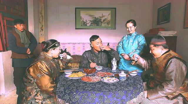 地主婆说儿媳妇是不下蛋的野鸡,儿媳妇也不是善茬!