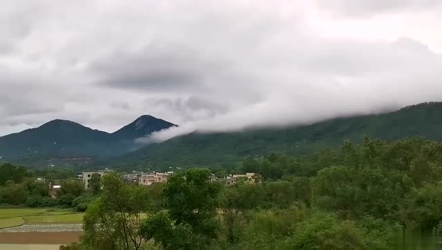 电城庄山的云海!