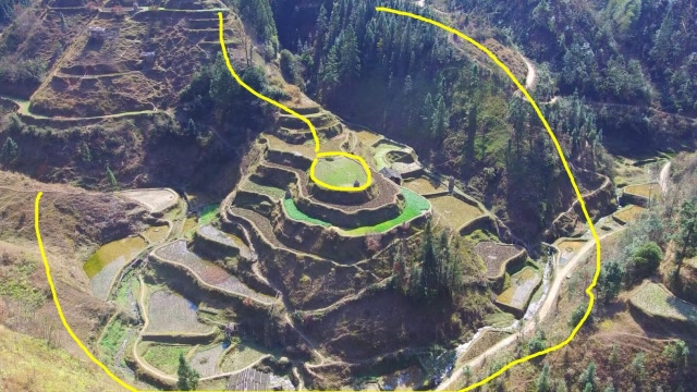 寻得一处绝佳的阳宅风水宝地更是难得美景可惜没人在这建房