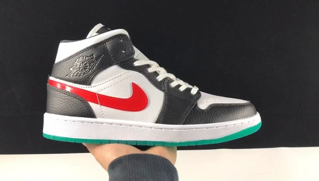 aj1mid中帮红黄彩钩!实拍