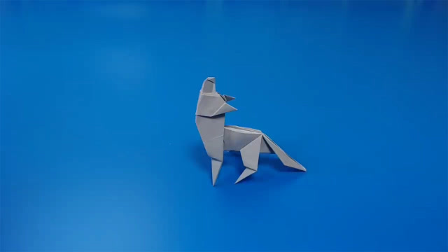 创意纸艺手工教程——用纸折一只大灰狼