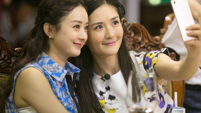 赵丽颖生日张碧晨送祝福,谢娜只顾宣传,网友:果然谁红和谁玩?