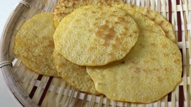 营养美味的玉米面薄饼,简单易做,轻松解决早餐问题