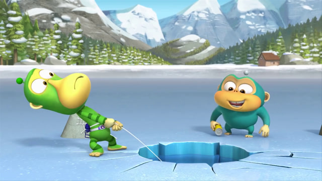 脑洞幽默动画,猴子以为同伴掉入了冰窟窿,看它是如何营救的?