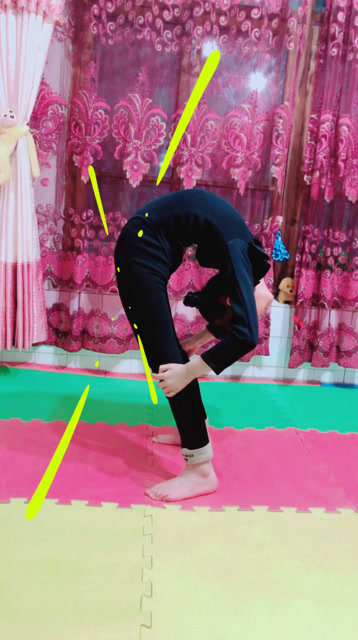 遍全网的下腰抱腿!这又是多少汗水和泪水换来的?