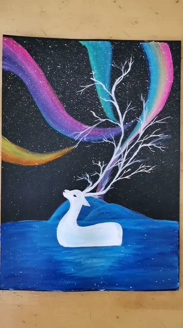 今天给大家画一副七彩鹿自己特别喜欢这种风格