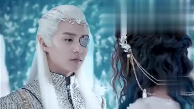 幻城:樱空释被一泪石弄烦了,变身英俊的卡索,迷惑人鱼公主