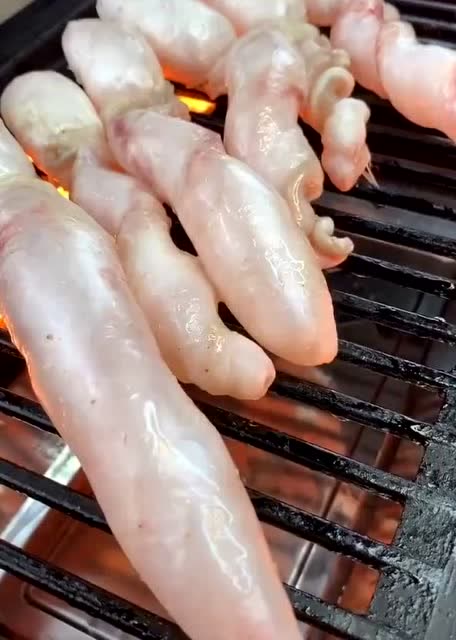 烧烤又出新境界,美味烤鱼泡,不喝一杯都对不起它!