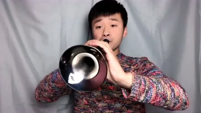 牛人小伙,唢呐实力吹奏一曲《倩女幽魂》,真好听!