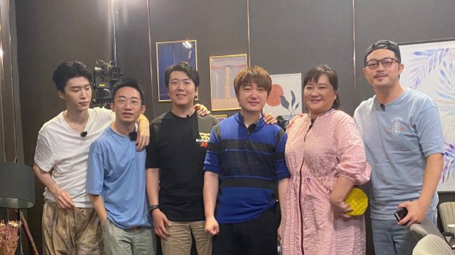 《青春环游记》导演吴彤太拼了 承诺帮贾玲邀请刘德华上节目