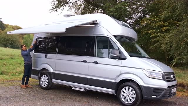 大众凯路威改装房车,按b型房车设计布局,能满足一家四口旅居