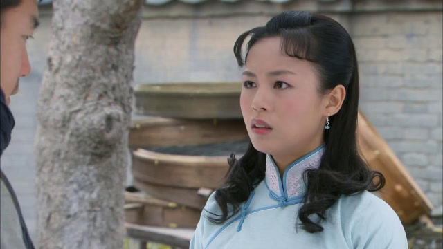 麻雀春天:秀女带米面探望男友,竟说米面是偷的,手脚真不干净