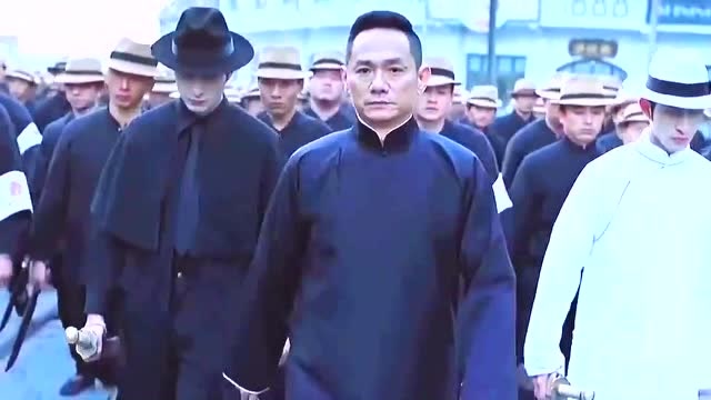 电视剧:放眼整个上海滩,谁敢动张万霖