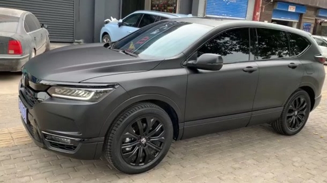 杭州汽车改色贴膜,本田crv漆面超亚黑改色膜,帅气黑武士车身效果