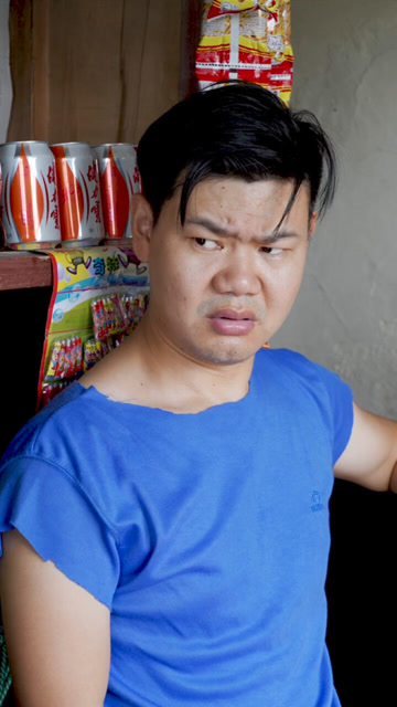 农村小伙发明净水器,变废为宝过滤下水道污水不料坑惨憨头